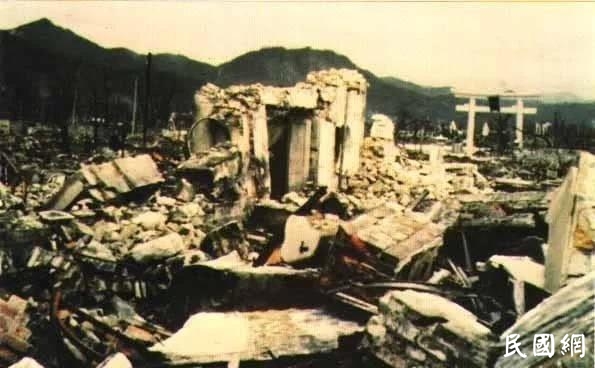 前尘往事：两颗原子弹让日本死了多少人?